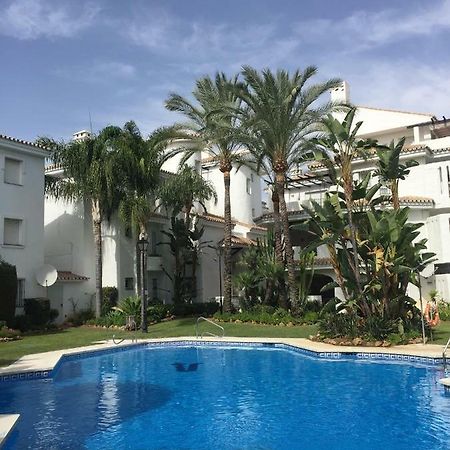 Beautiful 2 Bedroom Apartment @ Puerto Banus! Marbella Kültér fotó
