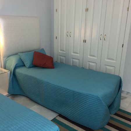 Beautiful 2 Bedroom Apartment @ Puerto Banus! Marbella Kültér fotó