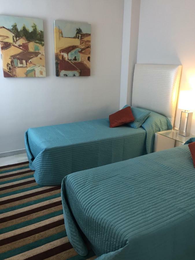 Beautiful 2 Bedroom Apartment @ Puerto Banus! Marbella Kültér fotó