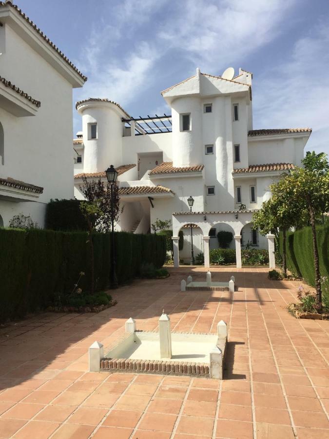 Beautiful 2 Bedroom Apartment @ Puerto Banus! Marbella Kültér fotó